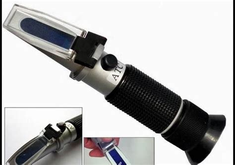 how does a refractometer measure concentration|refractometer for lubricant concentration.